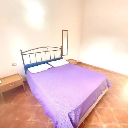 La Cinta Daire San Teodoro (Sardinia)